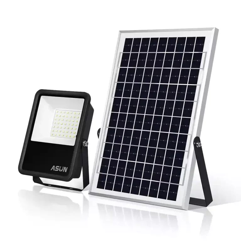 Outdoor IP66 Waterproof Solar Flood Light with Remote Control